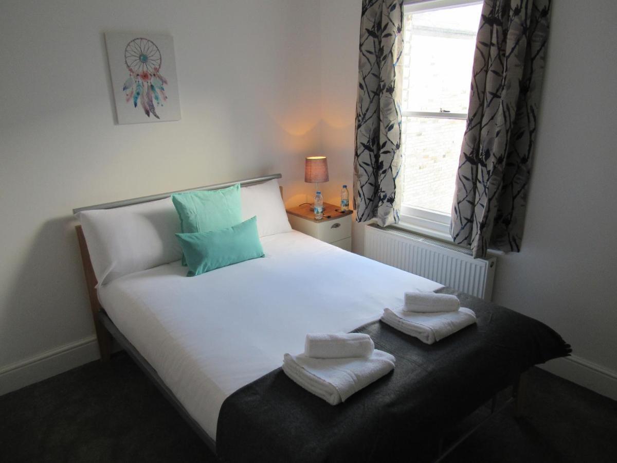 The Tas Suites - Tas Accommodations CBG Екстериор снимка